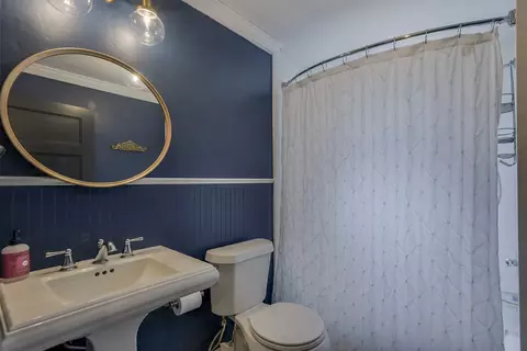 607 Williams St, Waxahachie, TX 75165
