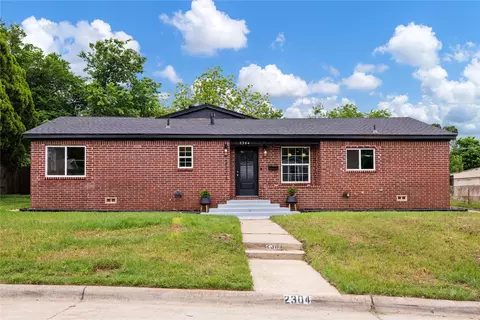 2304 Annabelle Ln, Fort Worth, TX 76119
