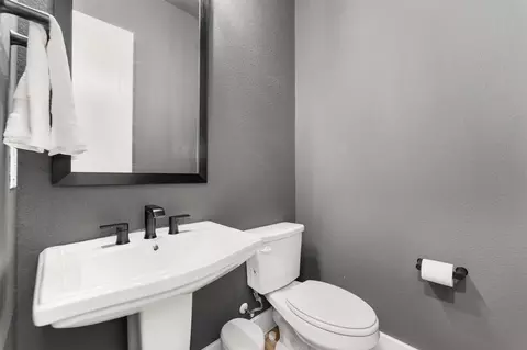 Bath - 3917 Linear Dr, Prosper, TX 75078 photo 1 of 7