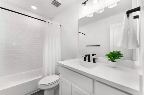 Bath - 3917 Linear Dr, Prosper, TX 75078 photo 5 of 7