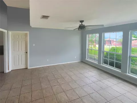 Living - 3661 Emo St, Midlothian, TX 76065 photo 4 of 7