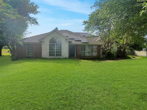 3661 Emo St, Midlothian, TX 76065