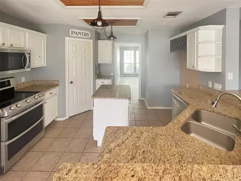 Kitchen - 3661 Emo St, Midlothian, TX 76065 photo 1 of 3
