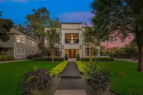 4902 Worth St, Dallas, TX 75214