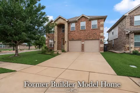 2128 Valley Forge Trl, Fort Worth, TX 76177