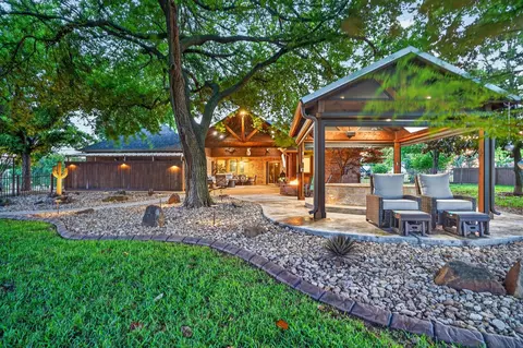 152 N Star Crossing Ln, Weatherford, TX 76088