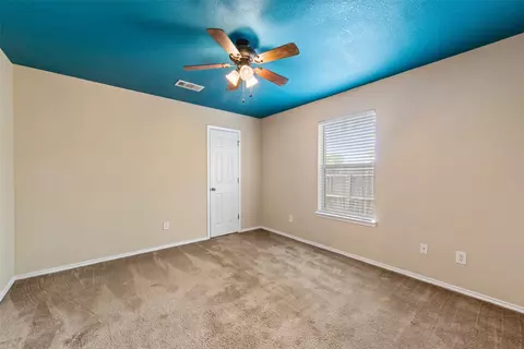 Bedroom - 10512 Granada Dr, Waco, TX 76708 photo 4 of 5
