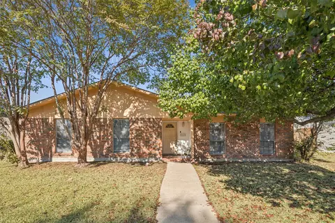 3113 Ridgemoor Dr, Garland, TX 75044