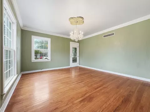 Living - 609 E Main St, Hamilton, TX 76531 photo 7 of 8