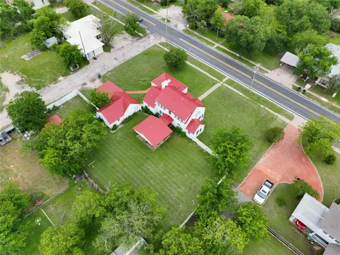 View/Area - 609 E Main St, Hamilton, TX 76531 photo 4 of 4