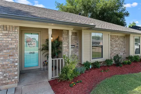5421 Mulberry Dr, Bossier City, LA 71112