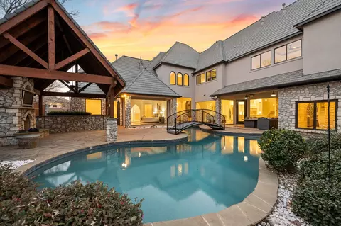 5613 Versailles Ct, Colleyville, TX 76034