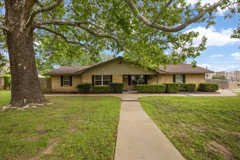 701 Georgia St, Lindale, TX 75771