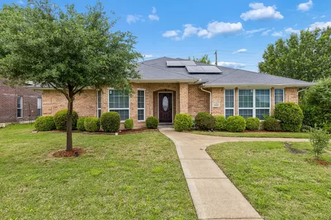 3513 Leeward Ln, Rowlett, TX 75088
