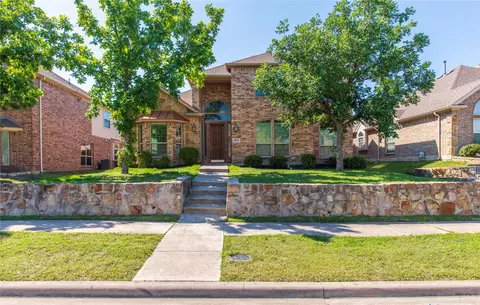 1013 Shearwater Ln, Garland, TX 75043