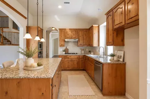 1013 Shearwater Ln, Garland, TX 75043