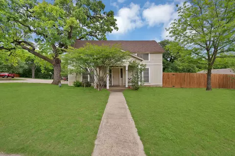 406 W Broad St, Mansfield, TX 76063