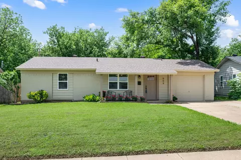 609 Crane Dr, Euless, TX 76039