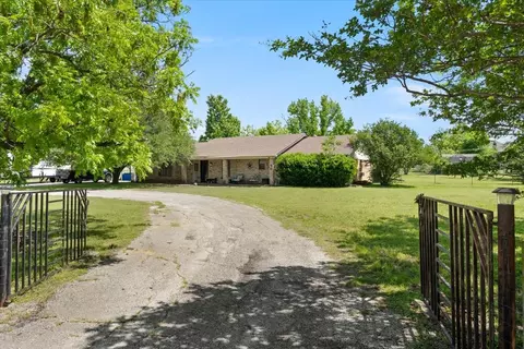 119 Wildwood Ct, Mansfield, TX 76063