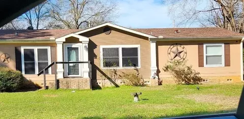 124 James Rd, Kilgore, TX 75662