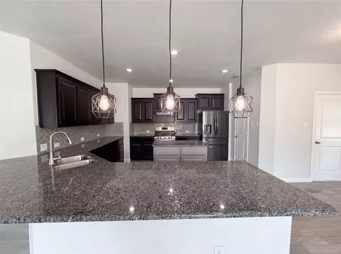 Kitchen - 1501 Bunting Dr, Argyle, TX 76226 photo 4 of 4