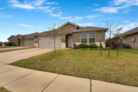 3223 Buttonbush Dr, Royse City, TX 75189