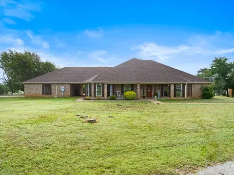 719 Private Road 897, Stephenville, TX 76401