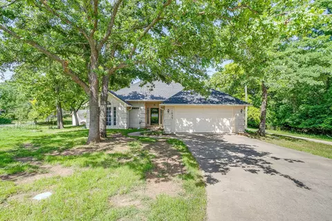 1033 Teresa Ct, Weatherford, TX 76086