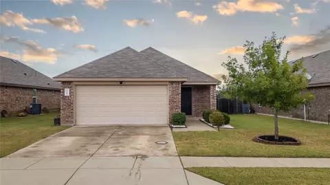 3308 Robin Rd, Ennis, TX 75119