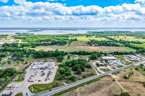 000 S Seven Points Blvd, Seven Points, TX 75143