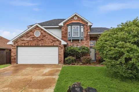 7029 Bernadine Dr, Watauga, TX 76148