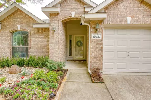 10629 Bluestone Rd, Fort Worth, TX 76108