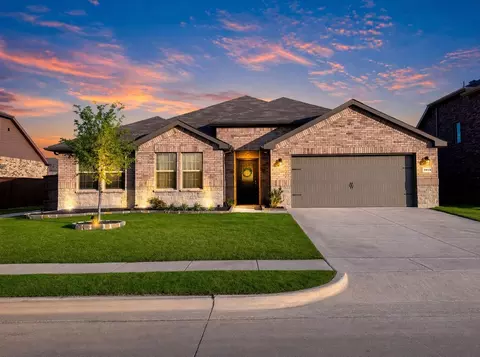 1913 Cookes Ln, Cleburne, TX 76033