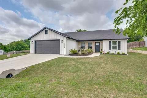 324 Hillcroft Rd, Fort Worth, TX 76108