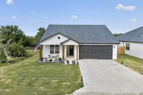 4605 Eagle Nest Ct, Granbury, TX 76048