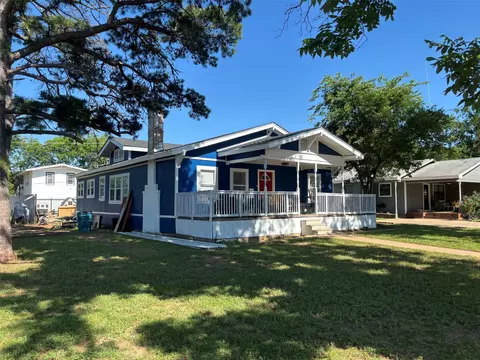 200 S Hillcrest Ave, Eastland, TX 76448