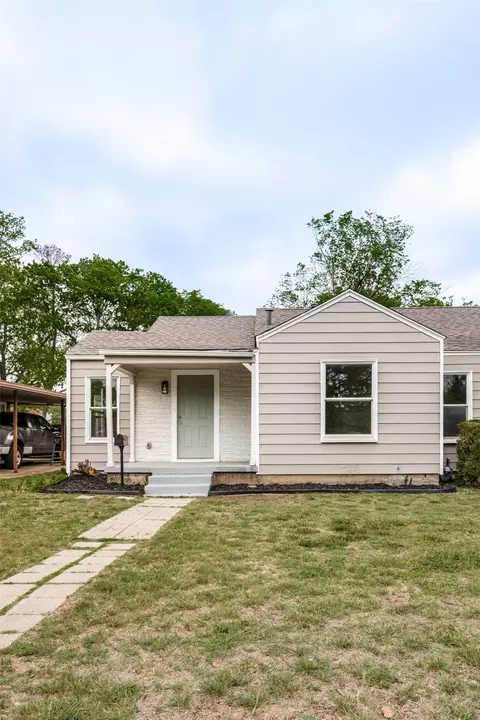 3825 Rusty Dell St, Fort Worth, TX 76111