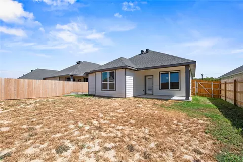 Exterior - 10116 Bethlehem Ct, Waco, TX 76708 photo 4 of 4