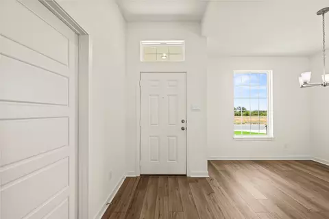 Entry Way - 10116 Bethlehem Ct, Waco, TX 76708 photo 2 of 3