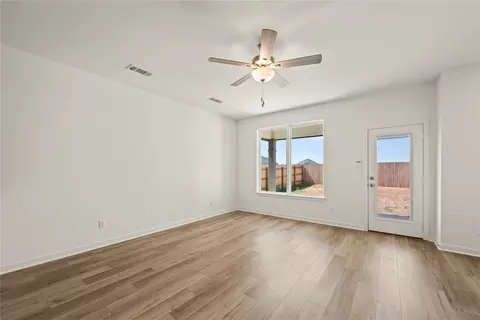 Living - 10116 Bethlehem Ct, Waco, TX 76708 photo 2 of 2