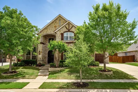 8920 Charles St, Lantana, TX 76226