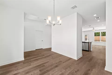 Entry Way - 111 Adaline Bnd, Mcgregor, TX 76657 photo 4 of 8
