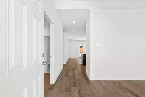 Entry Way - 111 Adaline Bnd, Mcgregor, TX 76657 photo 1 of 8