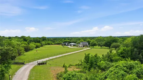 601 Patrick Creek Rd, Weatherford, TX 76087