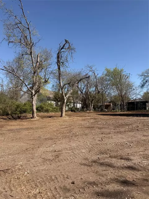 118 Jim St, Waxahachie, TX 75165