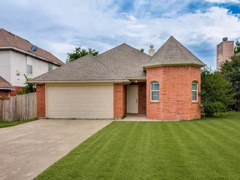 6408 Willard Rd, Fort Worth, TX 76119