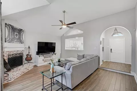 2956 Timber Creek Trl, Fort Worth, TX 76118