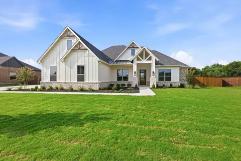 144 Chisolm Trl, Pottsboro, TX 75076
