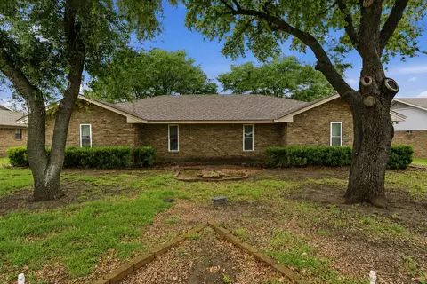 1729 Jenkins Ln #1, Glenn Heights, TX 75154