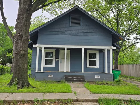 815 Moran St, Gainesville, TX 76240